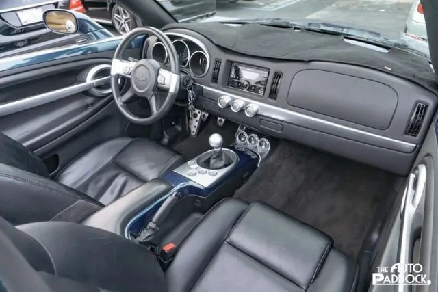 2005 Chevrolet SSR - Image 17 of 21
