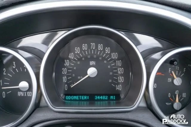 2005 Chevrolet SSR - Image 19 of 21