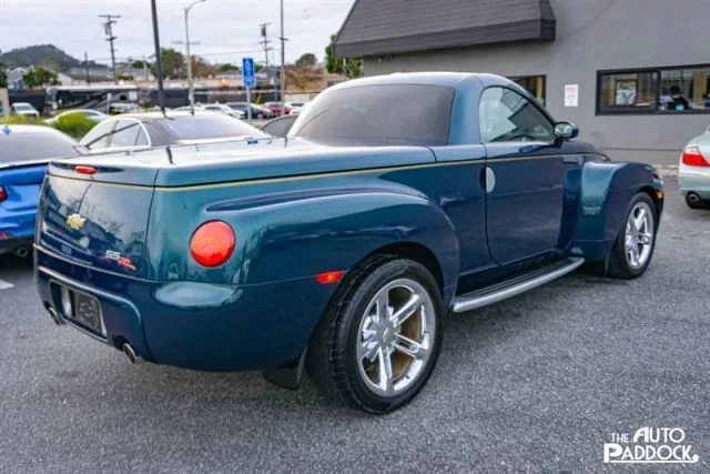 2005 Chevrolet SSR - Image 5 of 21