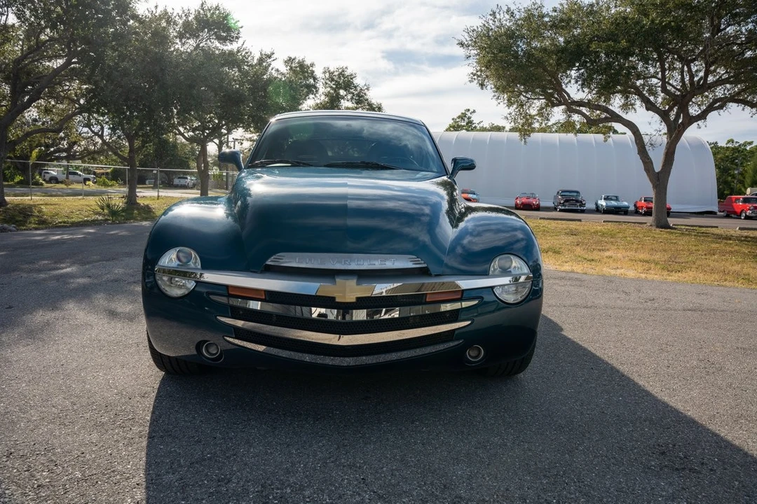 2005 Chevrolet SSR - Image 5 of 12