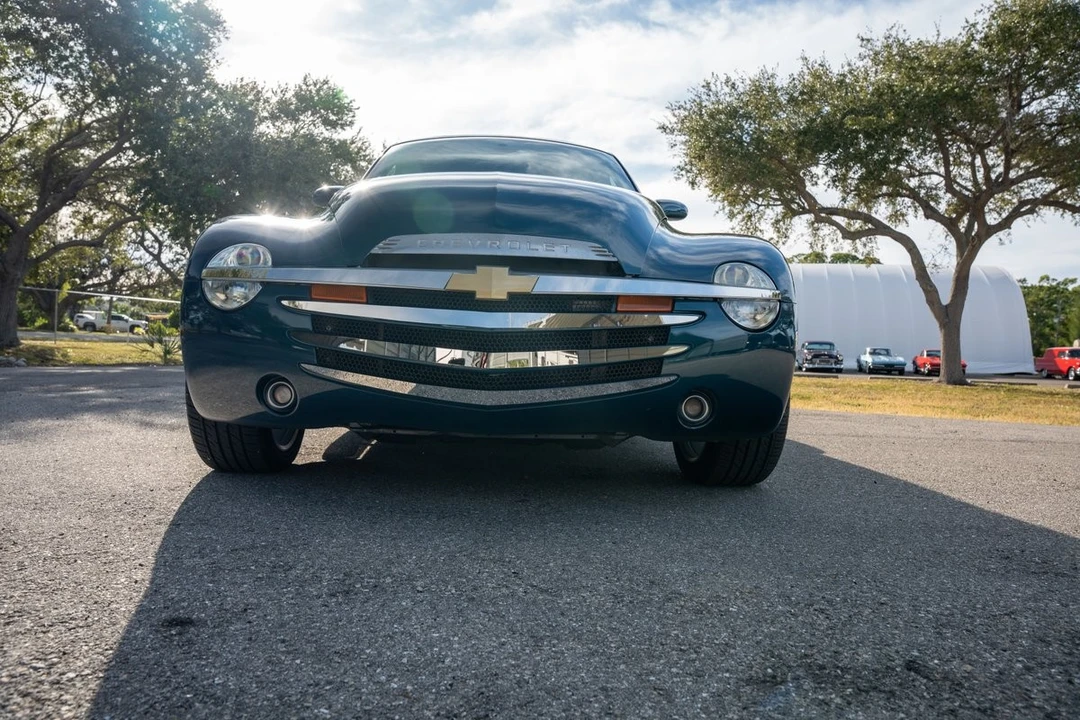 2005 Chevrolet SSR - Image 6 of 21