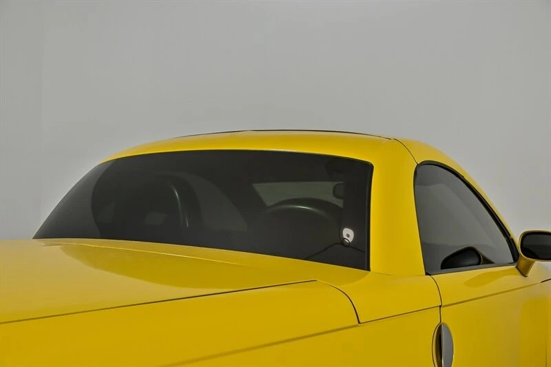 2005 Chevrolet SSR - Image 30 of 31