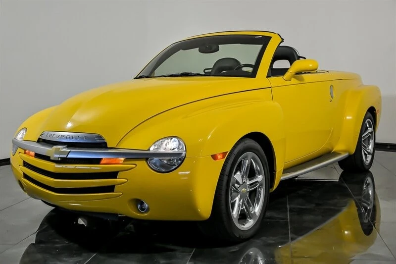 2005 Chevrolet SSR - Image 5 of 31