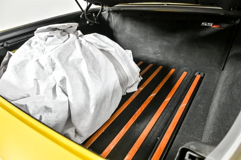 2005 Chevrolet SSR - Image 13 of 31