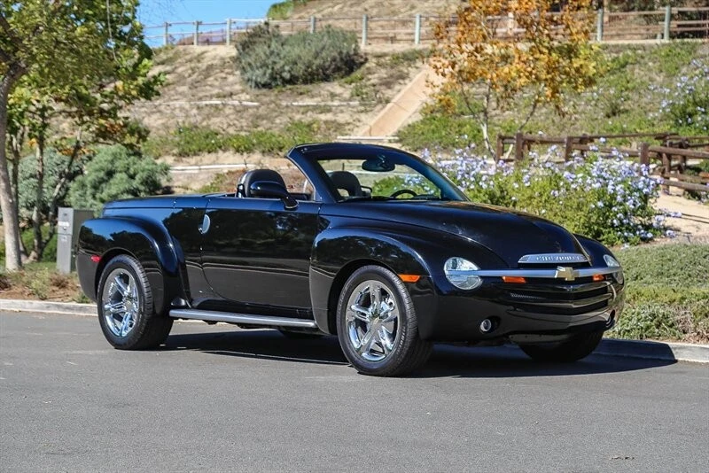 2005 Chevrolet SSR - Image 9 of 21