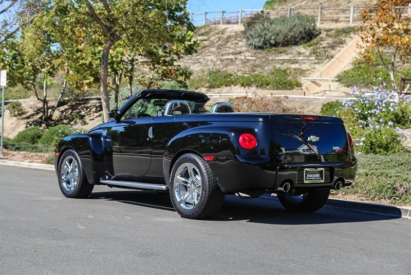 2005 Chevrolet SSR - Image 5 of 21