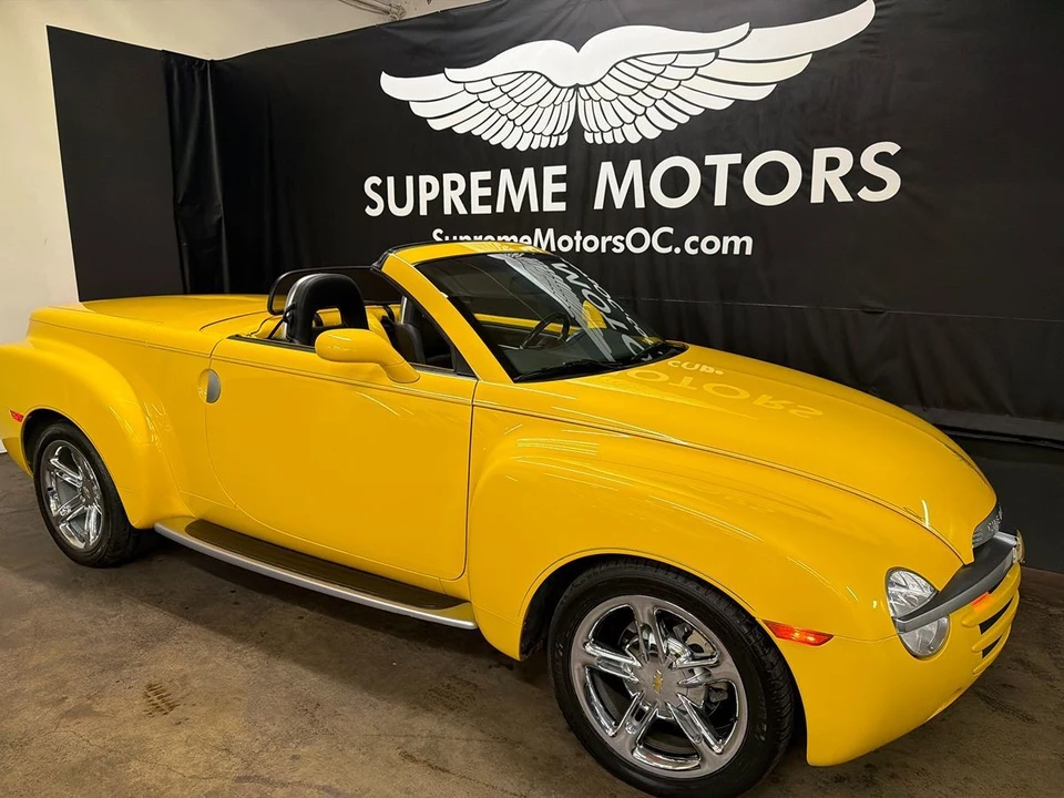 2005 Chevrolet SSR - Image 5 of 21