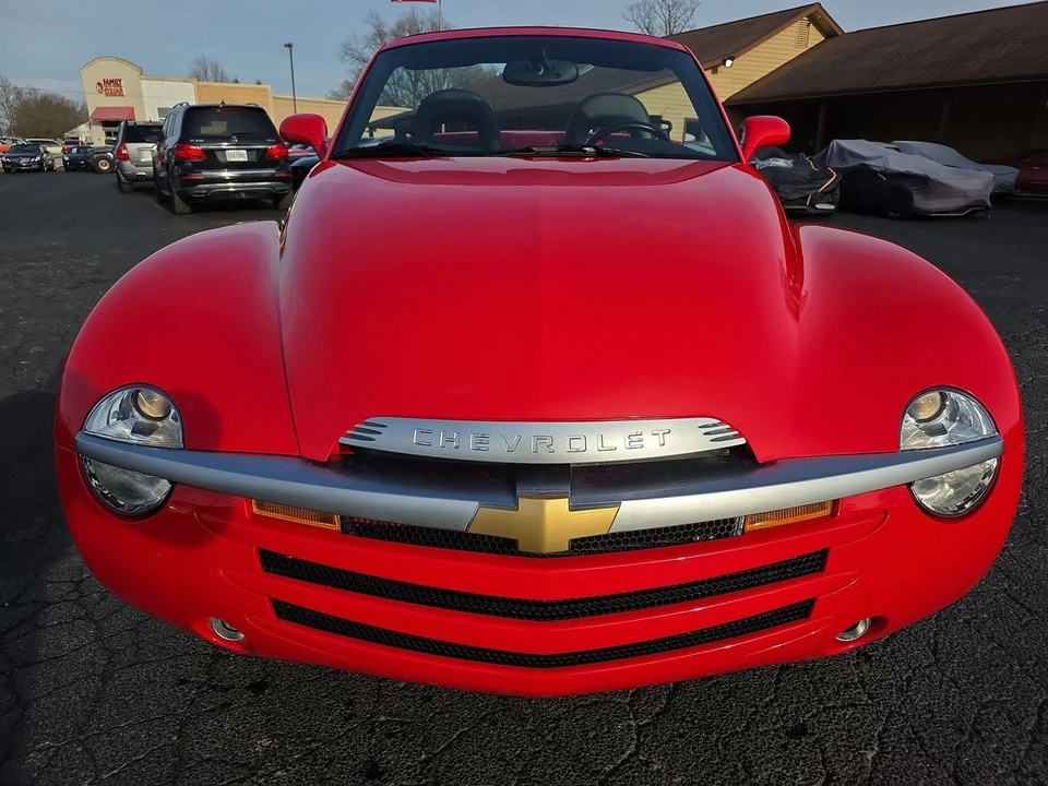 2005 Chevrolet SSR - Image 12 of 12