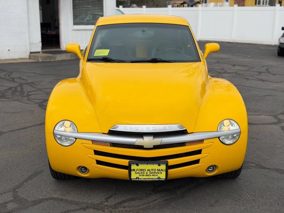 2005 Chevrolet SSR - Image 17 of 21