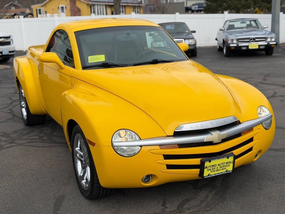 2005 Chevrolet SSR - Image 16 of 21
