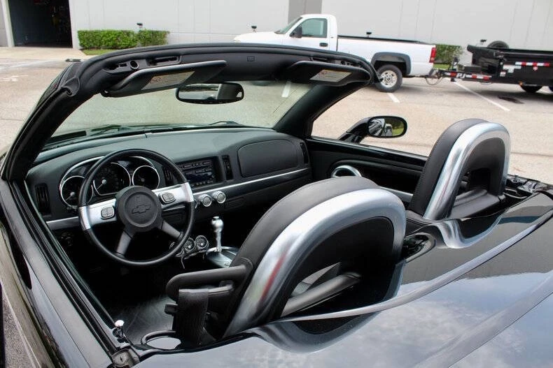 2005 Chevrolet SSR - Image 31 of 31