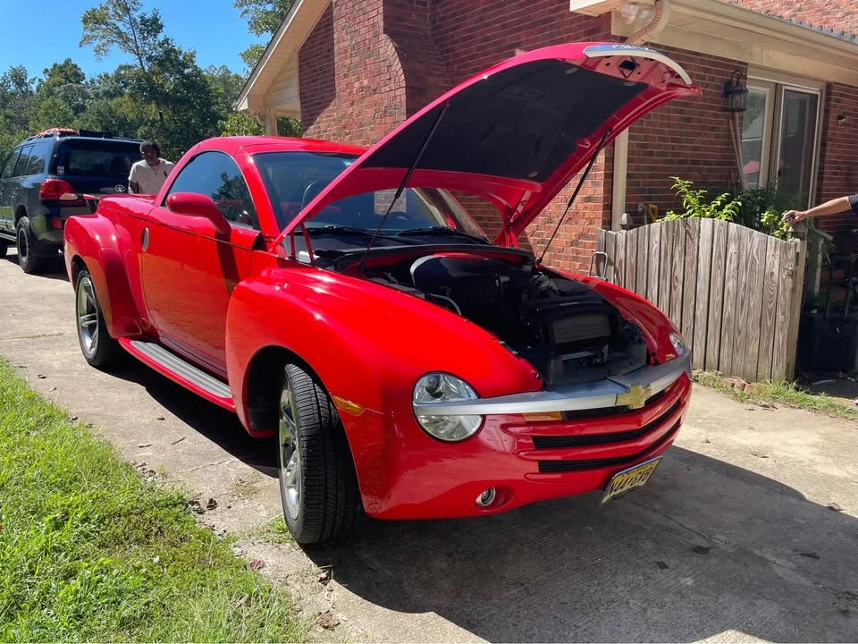 2005 Chevrolet SSR - Image 7 of 10
