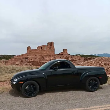 2005 Chevrolet SSR LS Convertible Pickup 2D