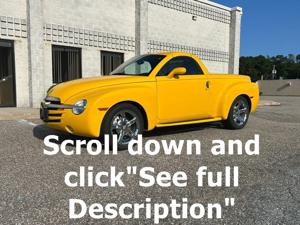 2005 Chevrolet SSR - Image 2 of 12