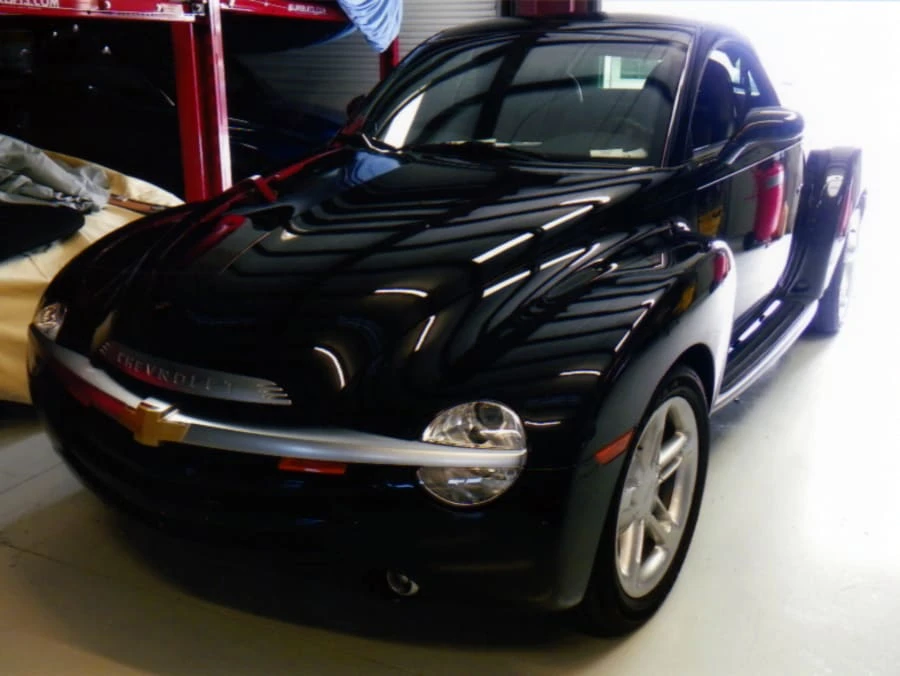 2005 Chevrolet SSR - Image 2 of 7