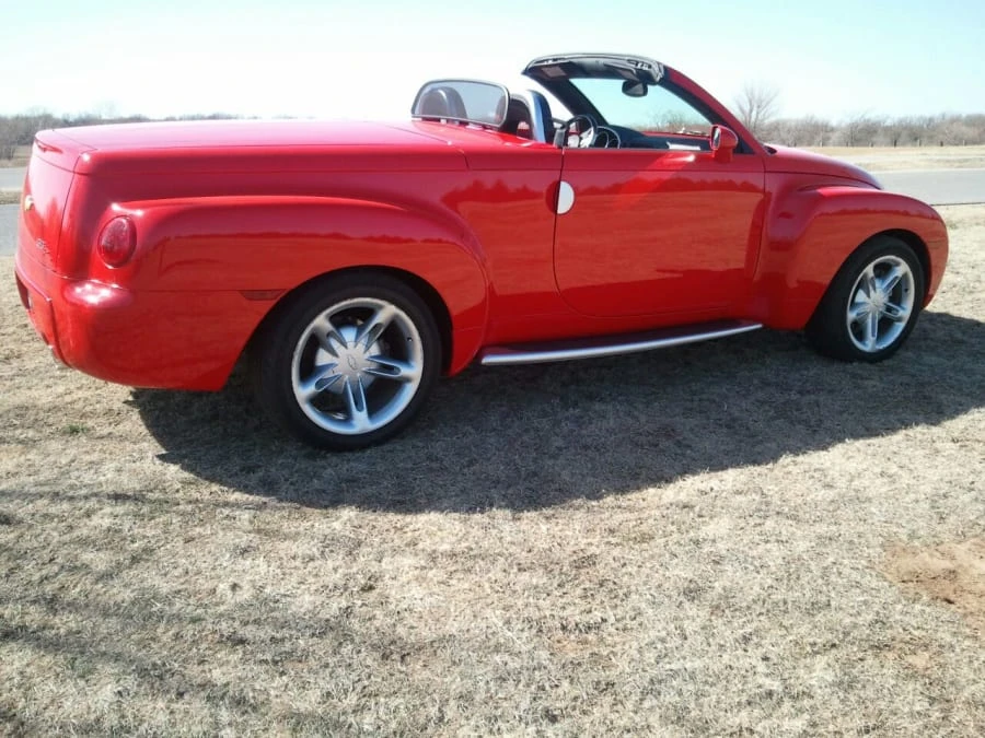 2005 Chevrolet SSR - Image 5 of 5