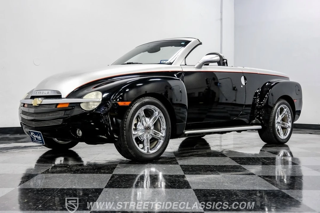 2005 Chevrolet SSR - Image 21 of 21