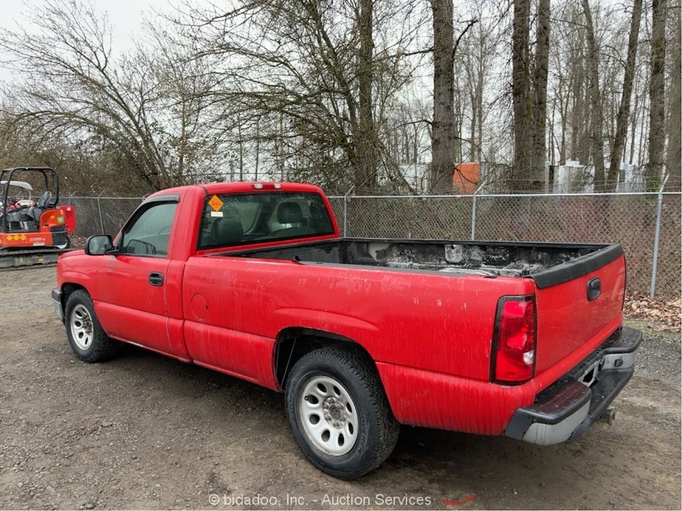 2005 Chevrolet Silverado 1st Gen - Image 3 of 12