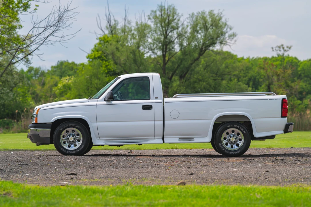 2005 Chevrolet Silverado 1st Gen - Image 8 of 31