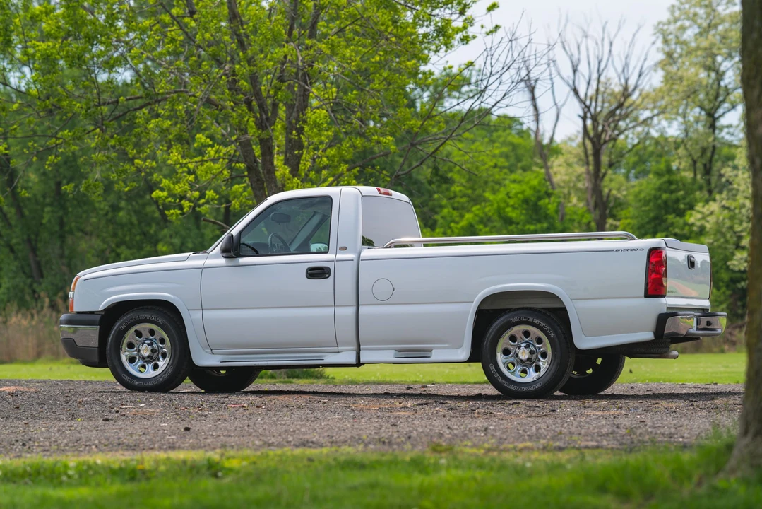 2005 Chevrolet Silverado 1st Gen - Image 9 of 31