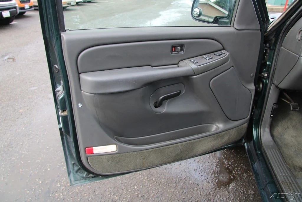 2005 Chevrolet Silverado 1st Gen - Image 12 of 21
