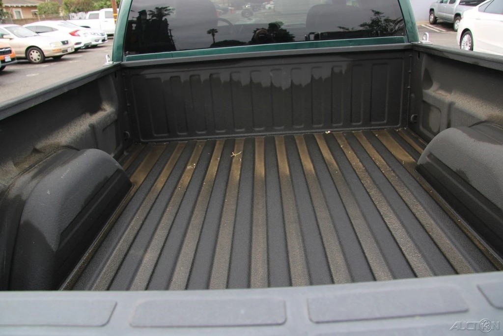 2005 Chevrolet Silverado 1st Gen - Image 6 of 21