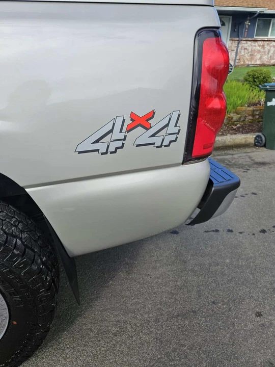 2005 Chevrolet Silverado 1st Gen - Image 5 of 12