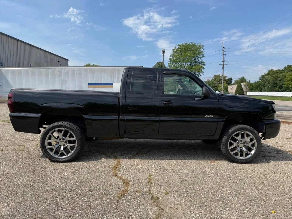 2005 Chevrolet Silverado 1st Gen - Image 6 of 10