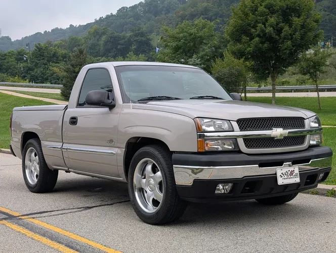 2005 Chevrolet Silverado 1st Gen - Image 2 of 14