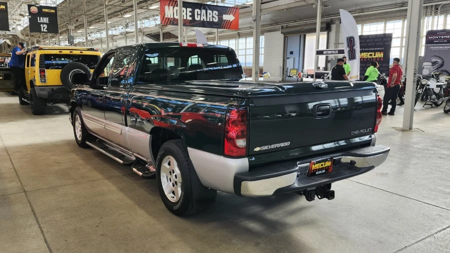 2005 Chevrolet Silverado 1st Gen - Image 3 of 14