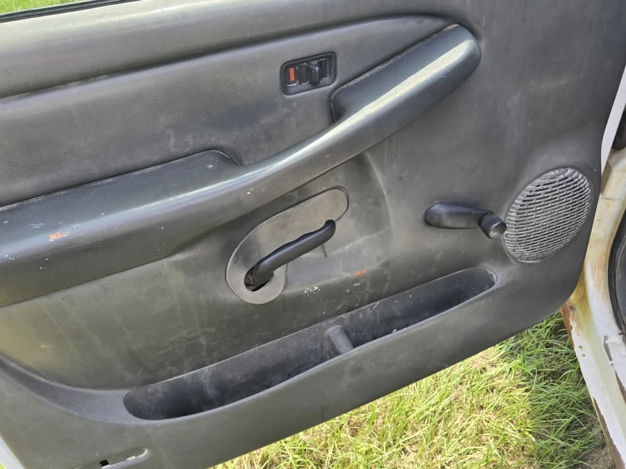 2005 Chevrolet Silverado 1st Gen - Image 10 of 16