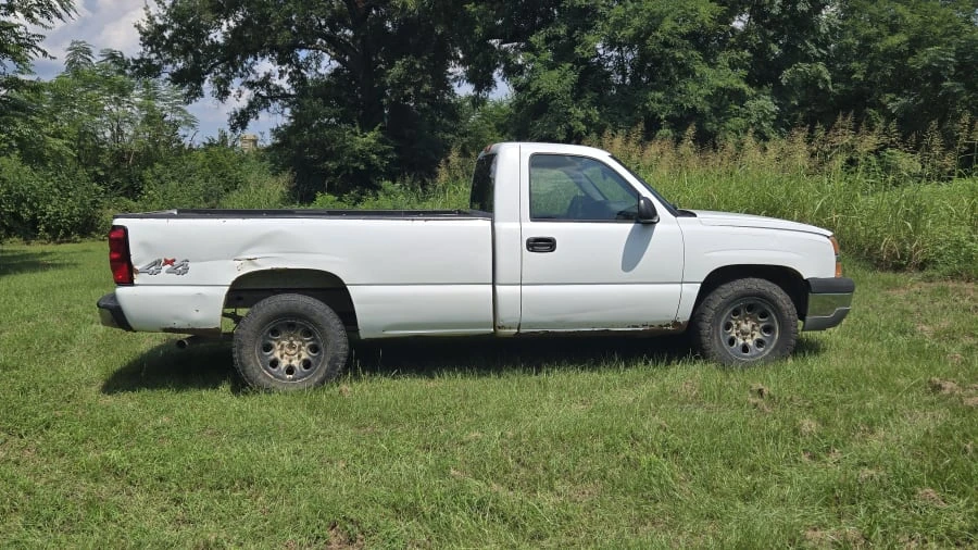 2005 Chevrolet Silverado 1st Gen - Image 6 of 16