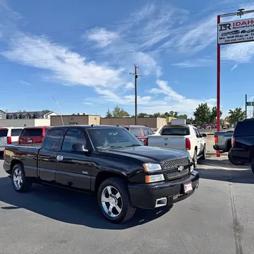 2005 Chevrolet Silverado 1500 SS Pickup 4D 6 1/2 ft
