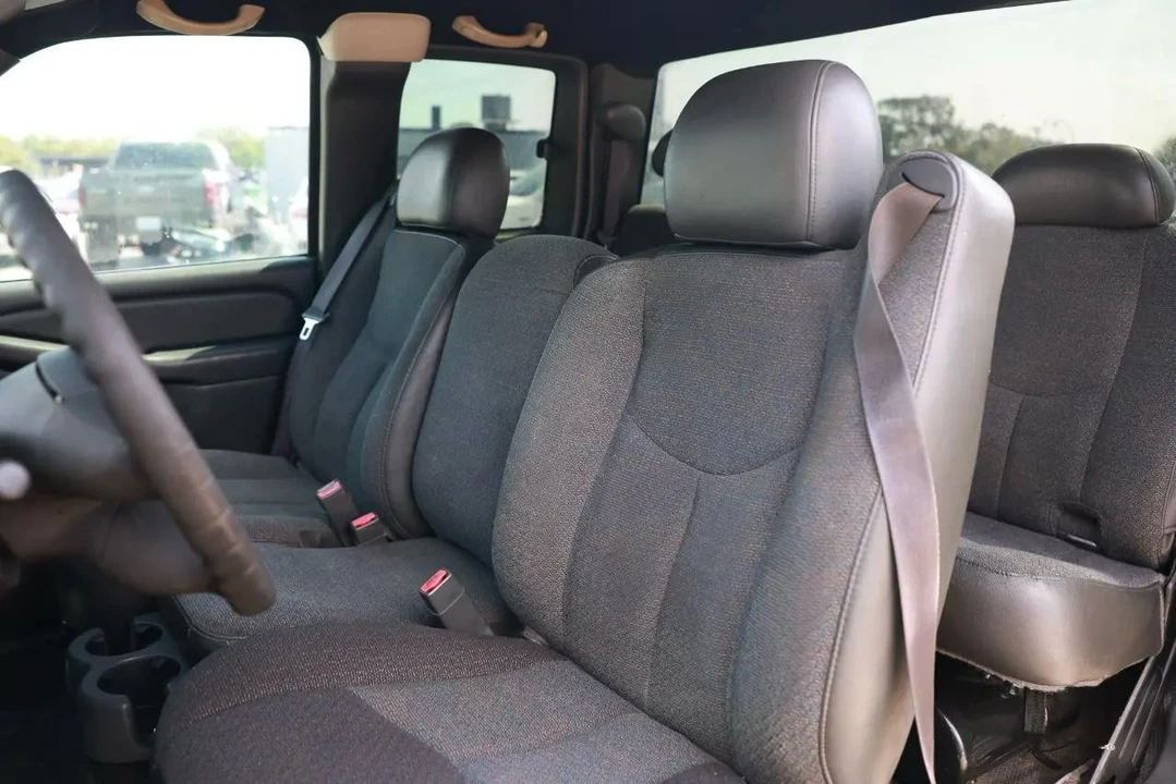 2005 Chevrolet Silverado 1st Gen - Image 6 of 21