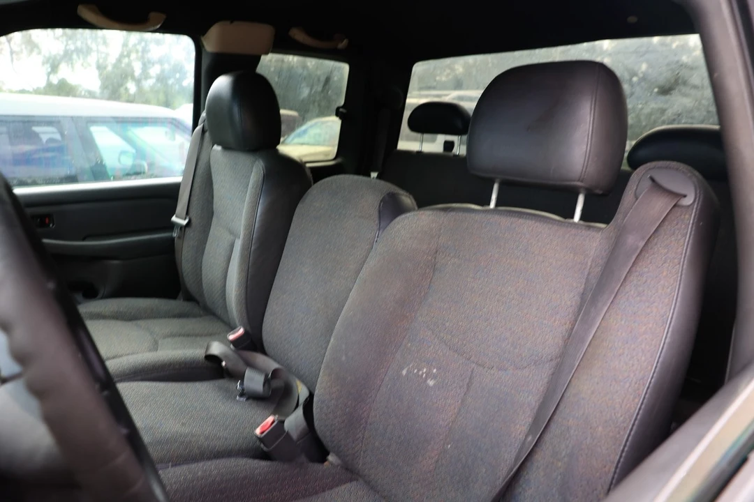 2005 Chevrolet Silverado 1st Gen - Image 6 of 12