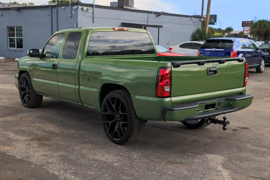 2005 Chevrolet Silverado 1st Gen - Image 5 of 12