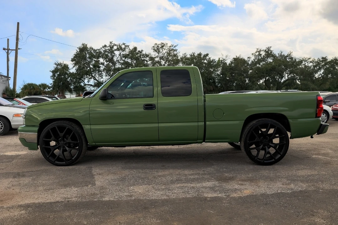 2005 Chevrolet Silverado 1st Gen - Image 3 of 12