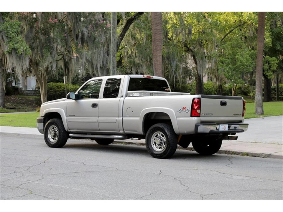 2005 Chevrolet Silverado 1st Gen - Image 8 of 31