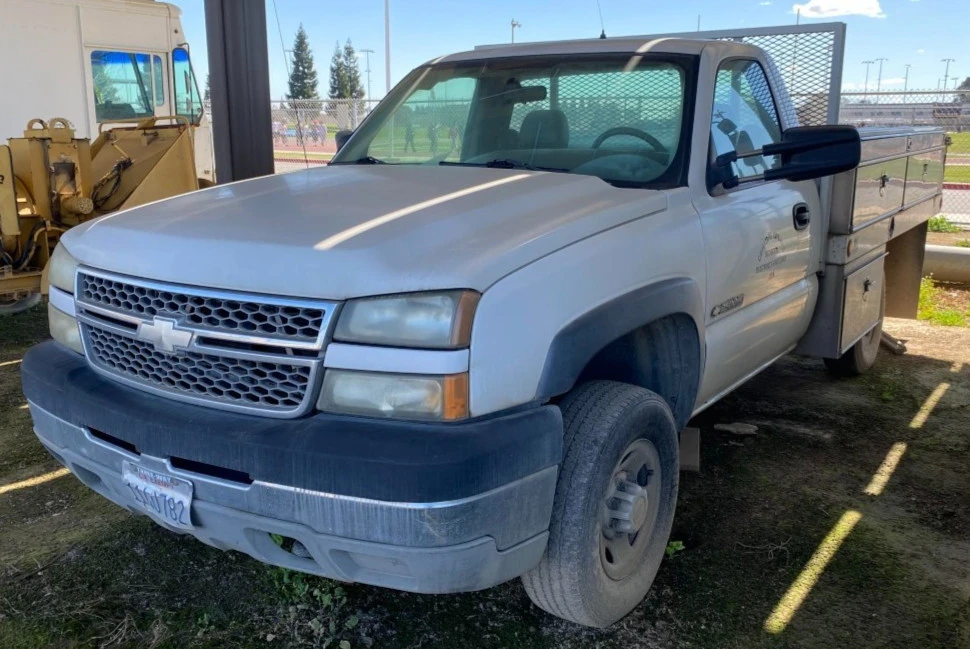 2005 Chevrolet Silverado Heavy Duty 1st Gen - Image 2 of 20