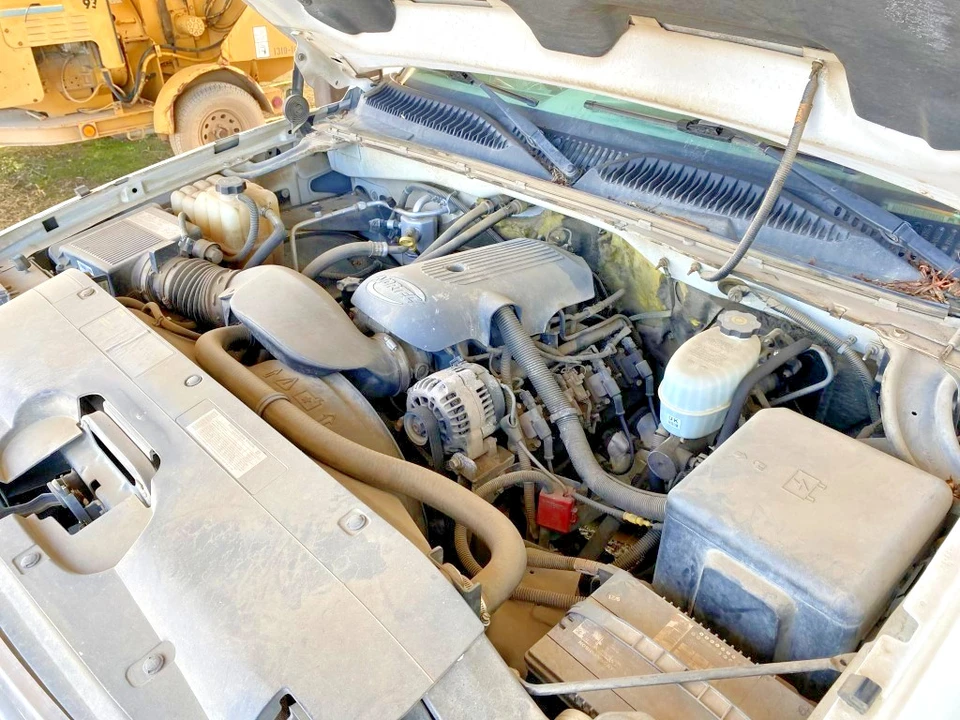 2005 Chevrolet Silverado Heavy Duty 1st Gen - Image 14 of 20