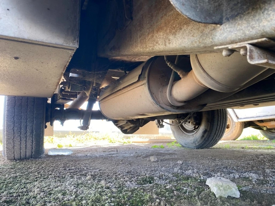 2005 Chevrolet Silverado Heavy Duty 1st Gen - Image 16 of 20