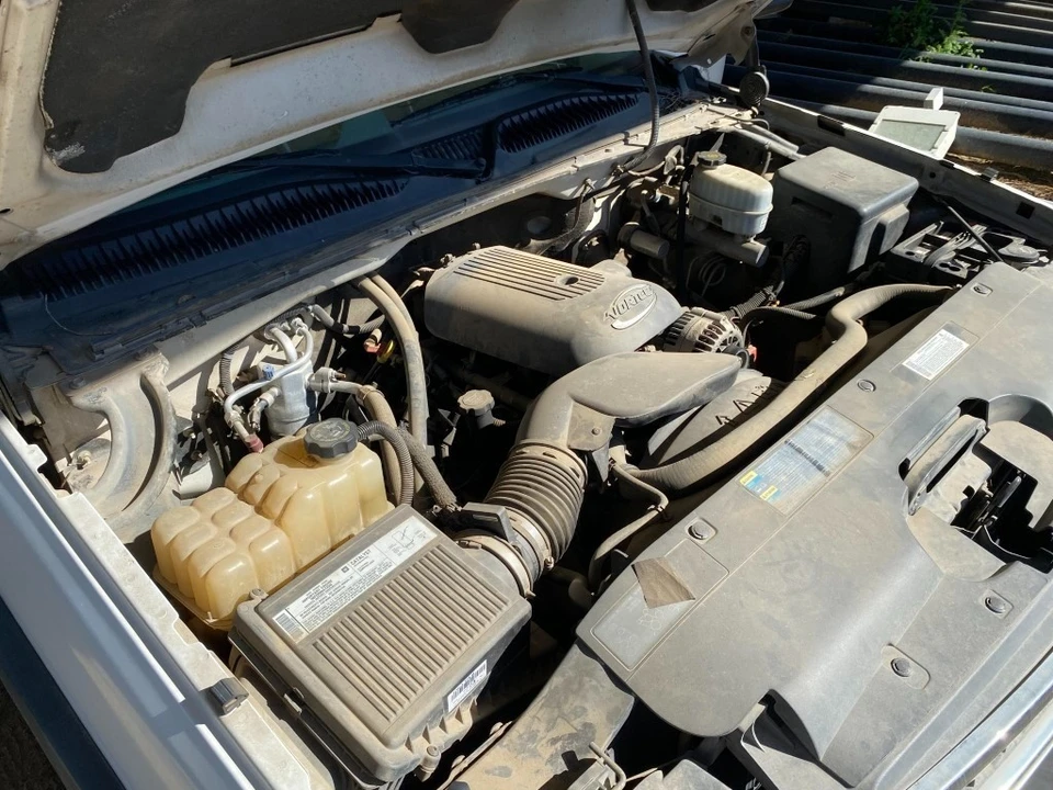 2005 Chevrolet Silverado Heavy Duty 1st Gen - Image 14 of 20