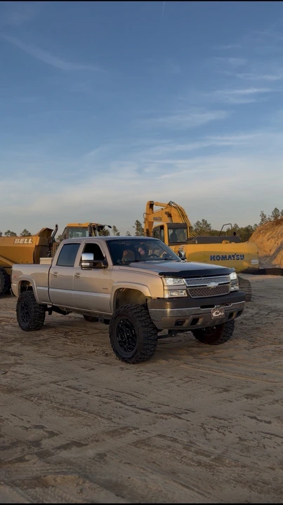 2005 Chevrolet Silverado 1st Gen - Image 2 of 9