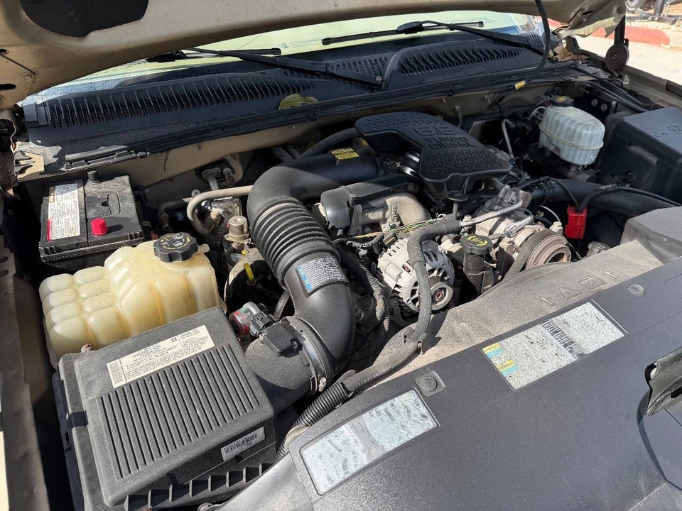 2005 Chevrolet Silverado Heavy Duty 1st Gen - Image 11 of 21