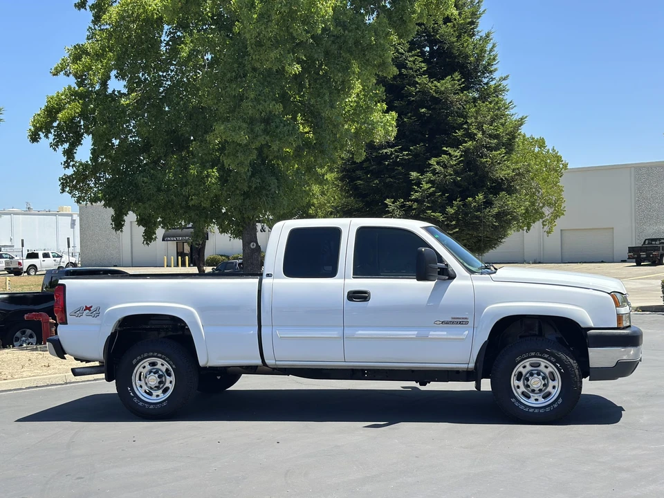 2005 Chevrolet Silverado Heavy Duty 1st Gen - Image 29 of 31