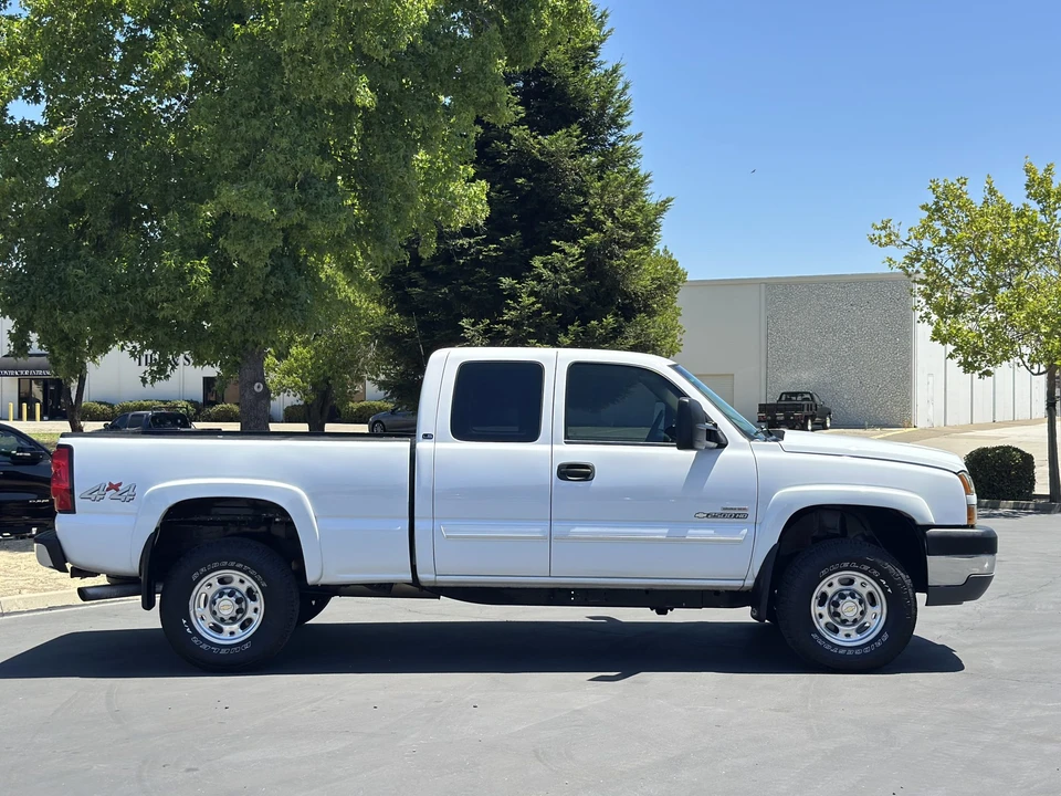 2005 Chevrolet Silverado Heavy Duty 1st Gen - Image 28 of 31