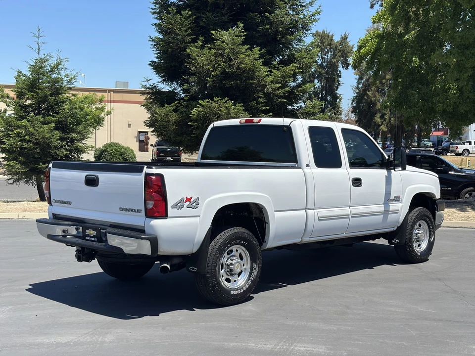 2005 Chevrolet Silverado Heavy Duty 1st Gen - Image 24 of 31