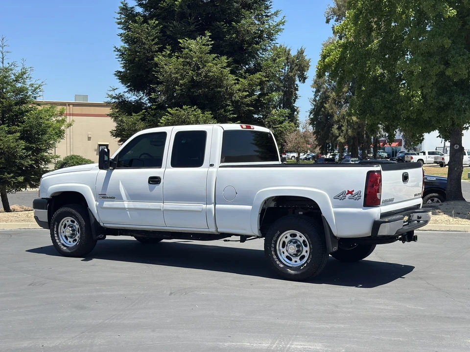 2005 Chevrolet Silverado Heavy Duty 1st Gen - Image 11 of 31