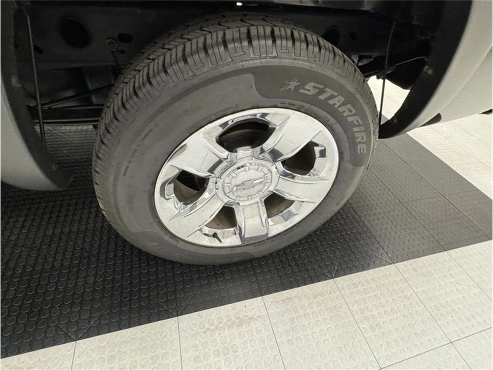2005 Chevrolet Silverado 1st Gen - Image 18 of 31