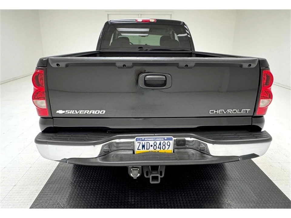 2005 Chevrolet Silverado 1st Gen - Image 4 of 31